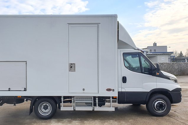 Plywoodkofferaufbau ZeBu Fahrzeugbau Plywoodkofferaufbau ZeBu Fahrzeugbau