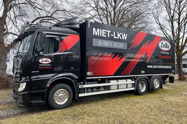 Mercedes Benz Actros mit Klappwandaufbau und Ladebordwand Mercedes Benz Actros mit Klappwandaufbau und Ladebordwand